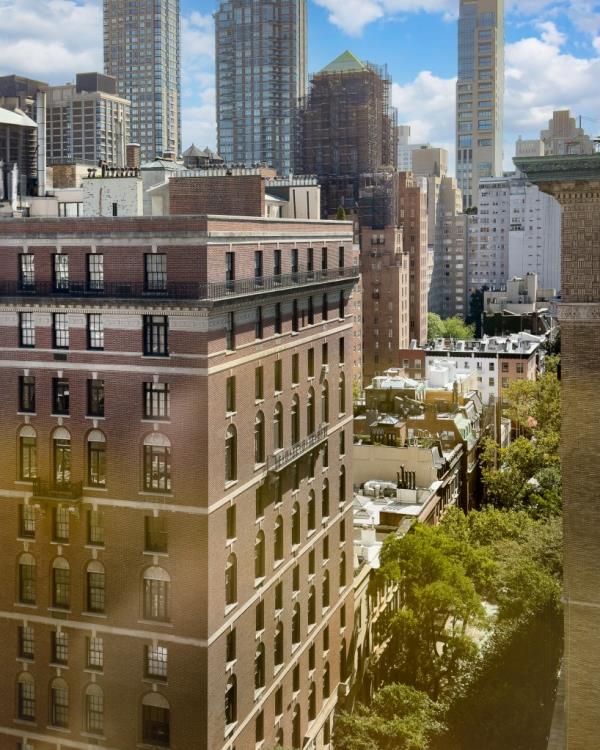 Designed by J.E.R. Carpenter in 1917, the building is perfectly situated by Central Park